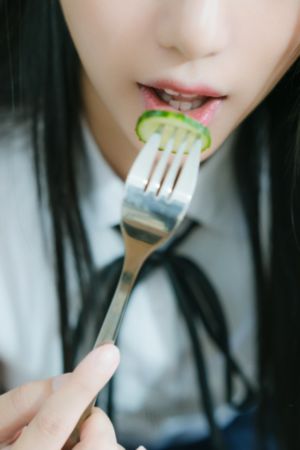 韩剧吞噬太阳高清免费观看