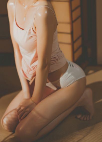 她来自胡自志明市