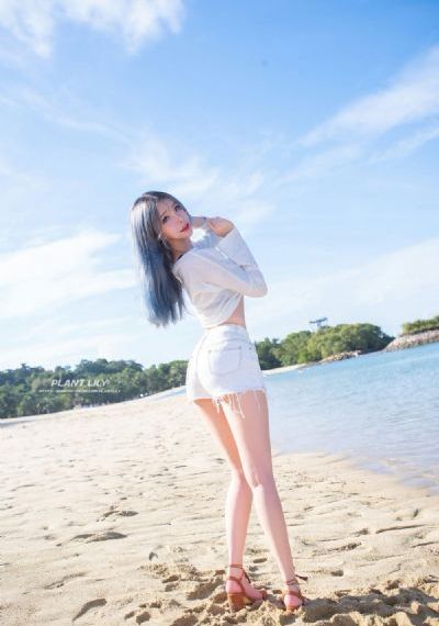 不穿内衣的瑜伽老师
